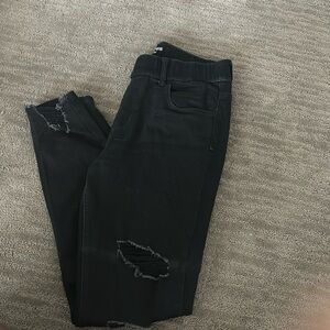 Black Skinny Jeans